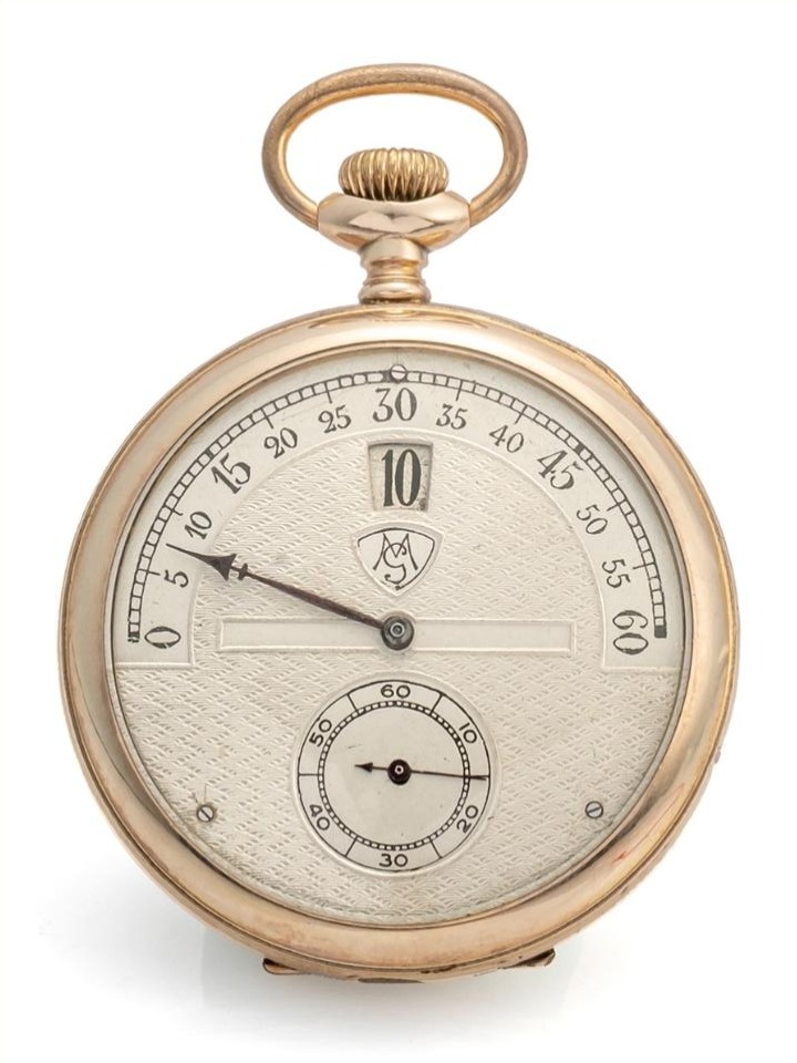 Modernista pocket watch with silver engine-turned dial, jumping hour aperture and retrograde minutes